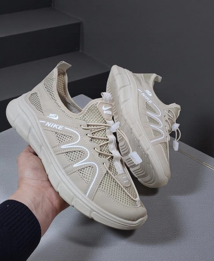 кроссовки,повседневные кроссовки,женские кроссовки,спортивная ,кроссовки модные