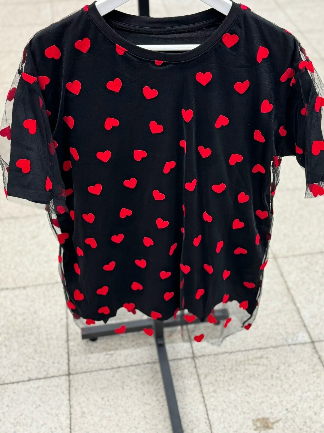 футболка женская,футболки женская оверсайз,футболки женская оверсайз с принтом,футболка оверсайз с сердечком,женская футболка оверсайз с сердечками