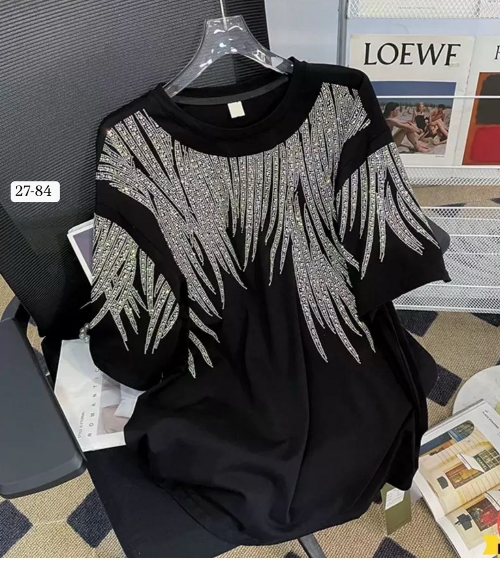 футболка базовая со стразами оверсайз,футболка со стразами женская,футболка женская оверсайз со стразами,женские модные повседневные футболки,футболки большие размеры со стразами