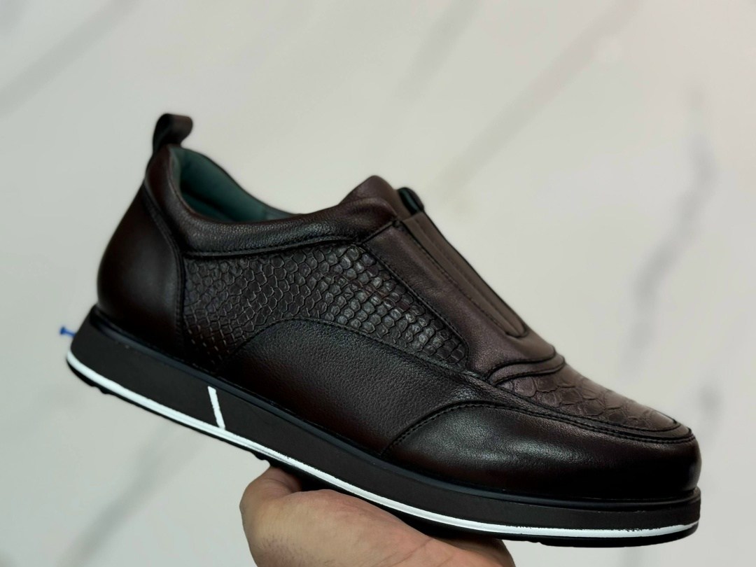 ,кожаные кроссовки мужские,кроссовка мужской,мужская ,мужские кроссовки из натуральной кожи