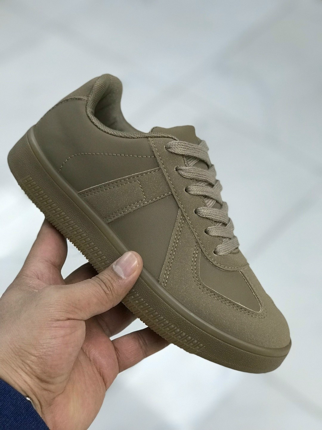 ,кроссовки женскиe,кроссовки коричневые,обуви,низкие кроссовки