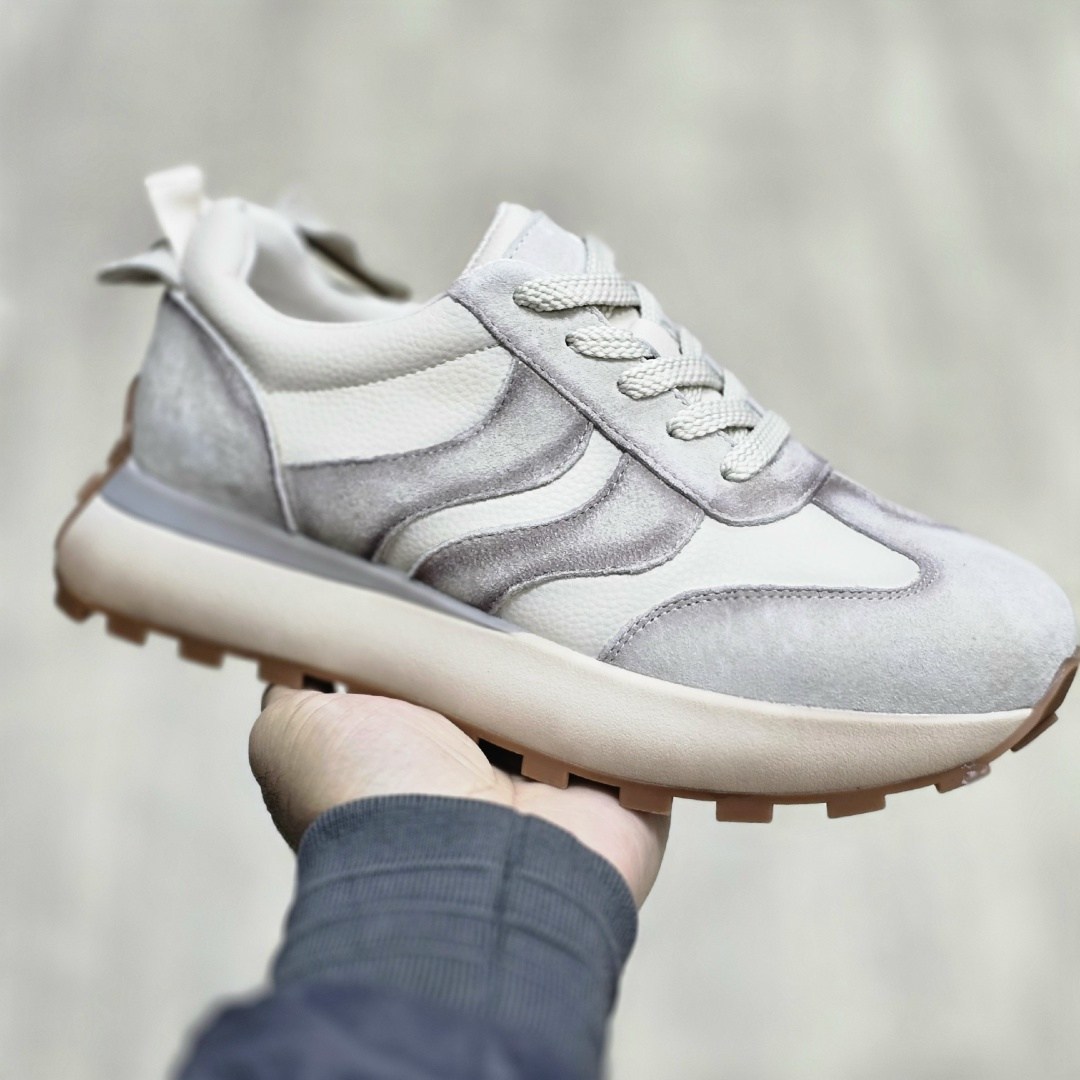 кроссовки женскиe,кроссовки повседневные,модные кроссовки,кроссовки из натуральной замши,