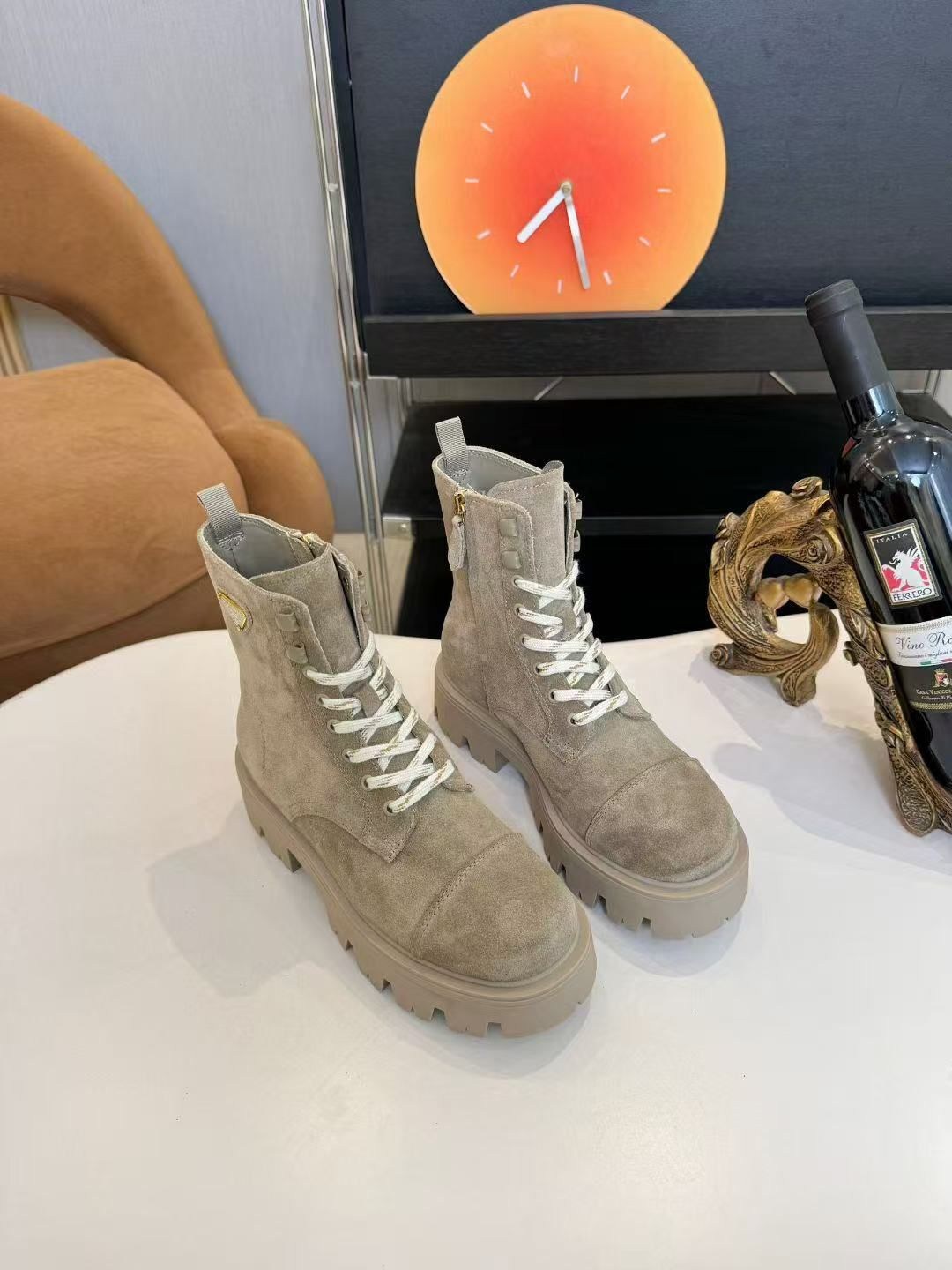 ,ботинки,женские ботинки,зимние ботинки прада,модные ботинки