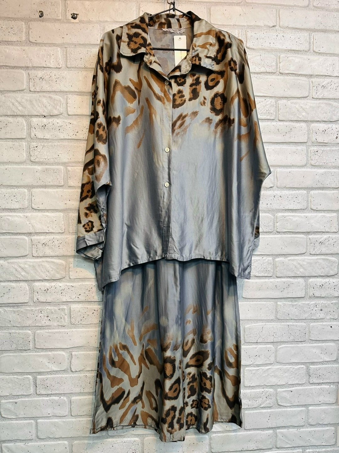 атласный костюм,модная одежда,женские костюмы,женские наряды