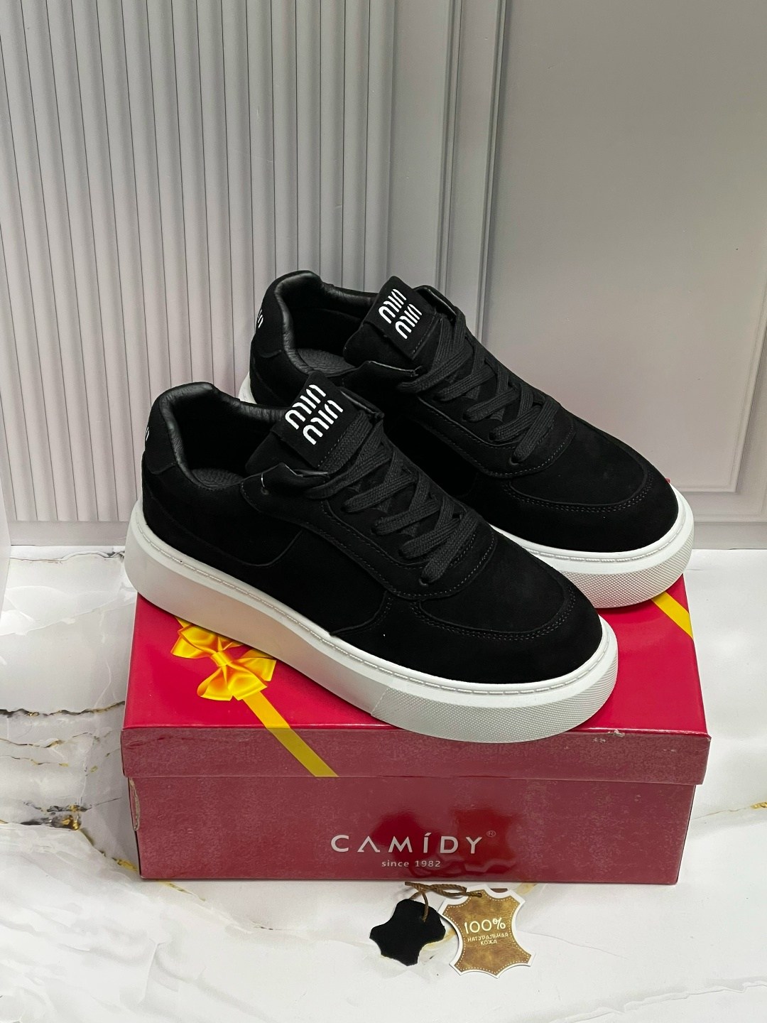 ,женские кроссовки,кроссовки ugg,женская ,кроссовки замшевые