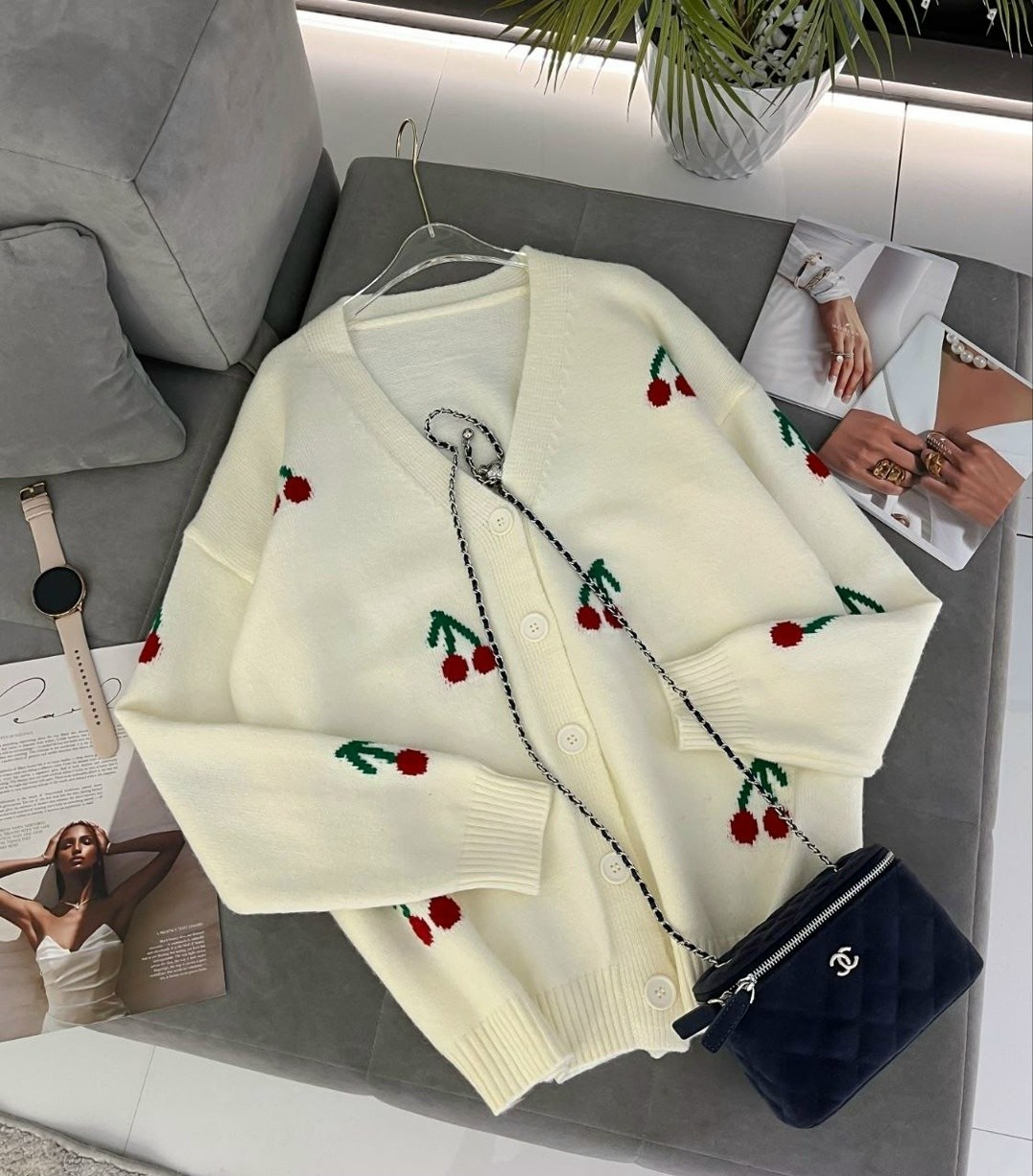 кардиган короткий на пуговицах с вишенками bye kitty,кардиган с вишенками,вязаный кардиган,кардиган,кардиган кофта