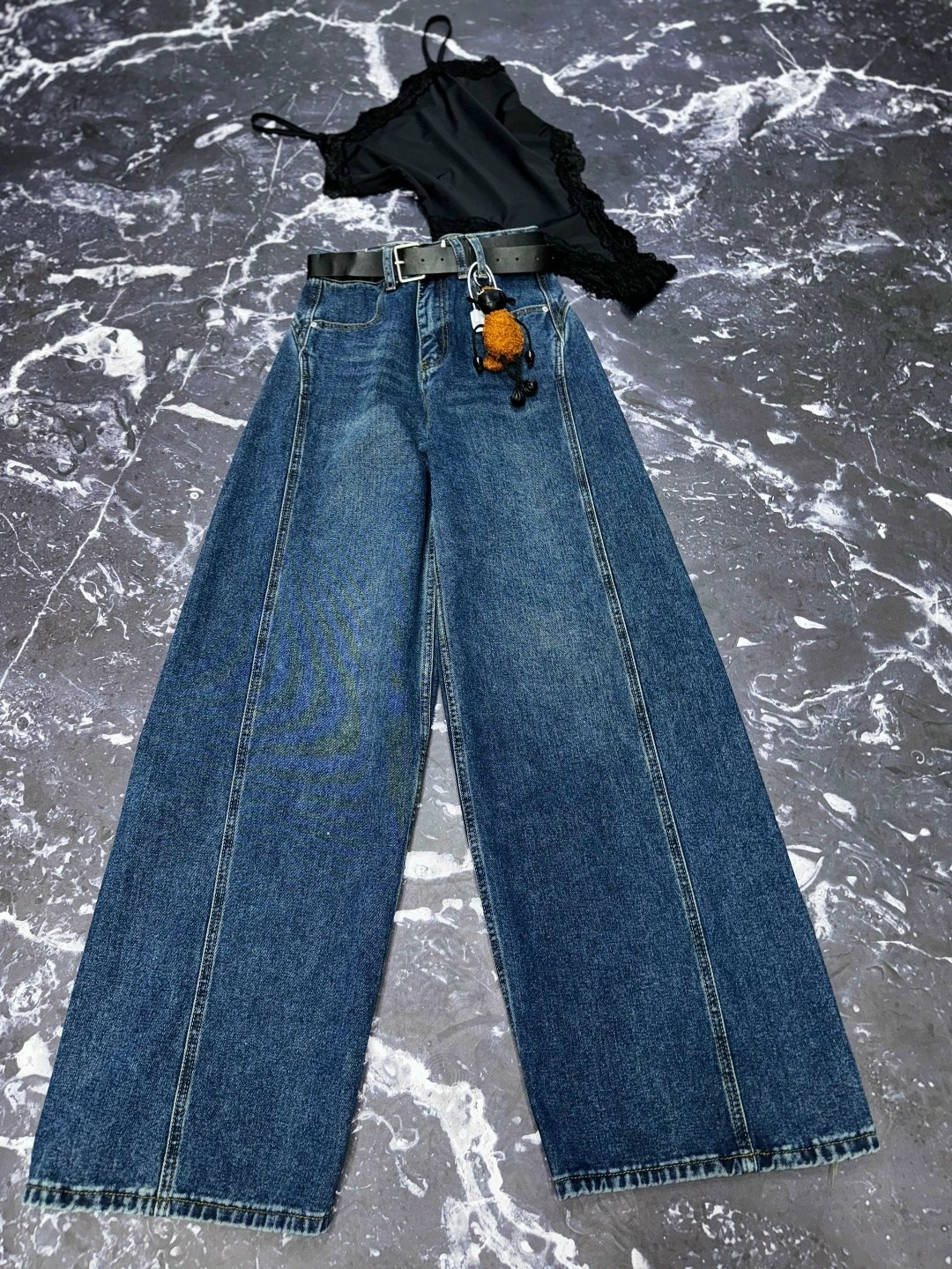 топ женский на бретелях,укороченные топы для женщин,боди на бретельках,девушка,женские топы