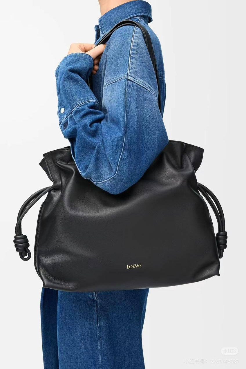 сумка loewe 33-15 см натуральная кожа,сумка loewe,сумка женская loewe,сумка loewe 33-15 см из натуральной кожи,сумки