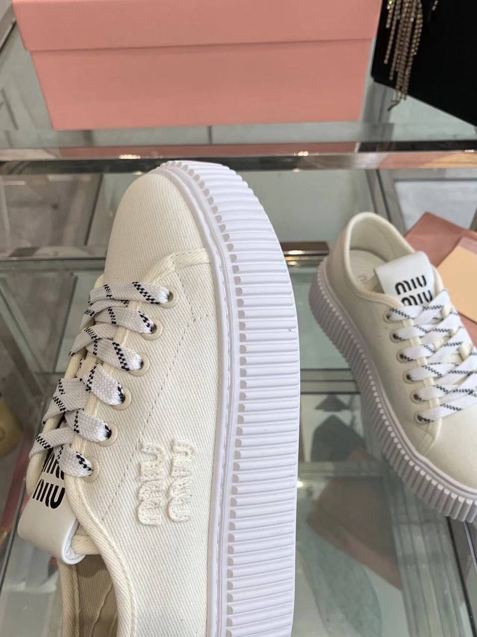 женские кроссовки miu miu,,кеды miu miu женские,кроссовки miu miu,женские кроссовки miu miu дизайнерские модные