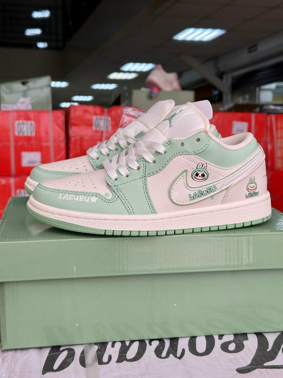 кроссовки nike air jordan 1 low x travis scott x labubu,кроссовки,nike air jordan 1 low travis scott,кроссовки женскиe,кроссовки air