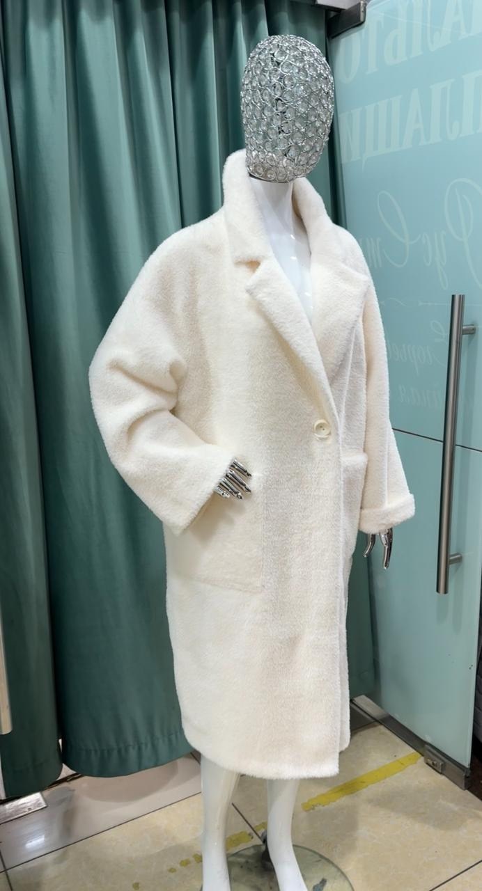 шуба из 100% шерсти свободного кроя love republic,шуба tiamo look овечка,шубка белая,белое пальто,пальто из альпаки