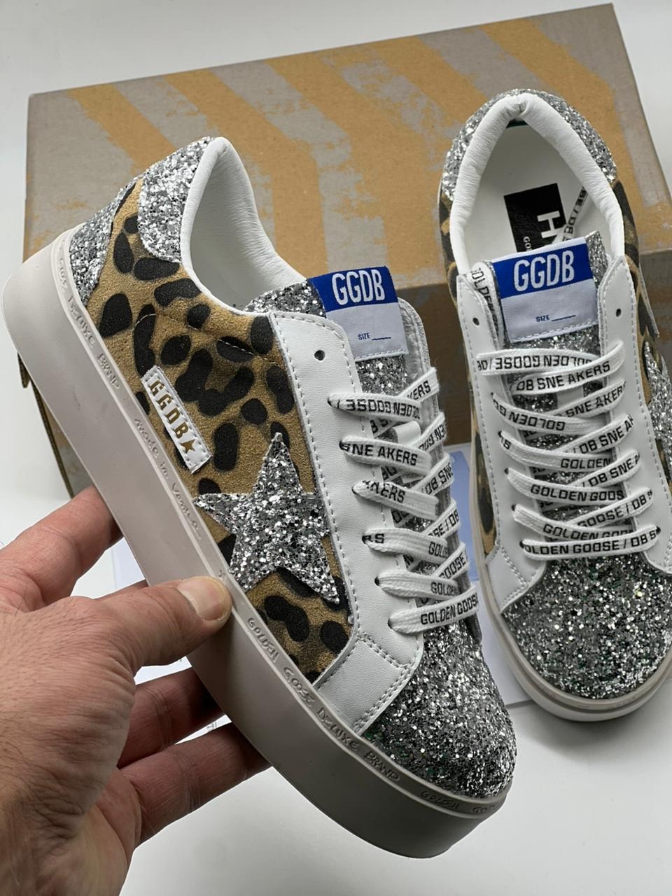 ,кеды golden goose,кроссовки golden goose,кеды со звездами,кроссовки golden goose superstar