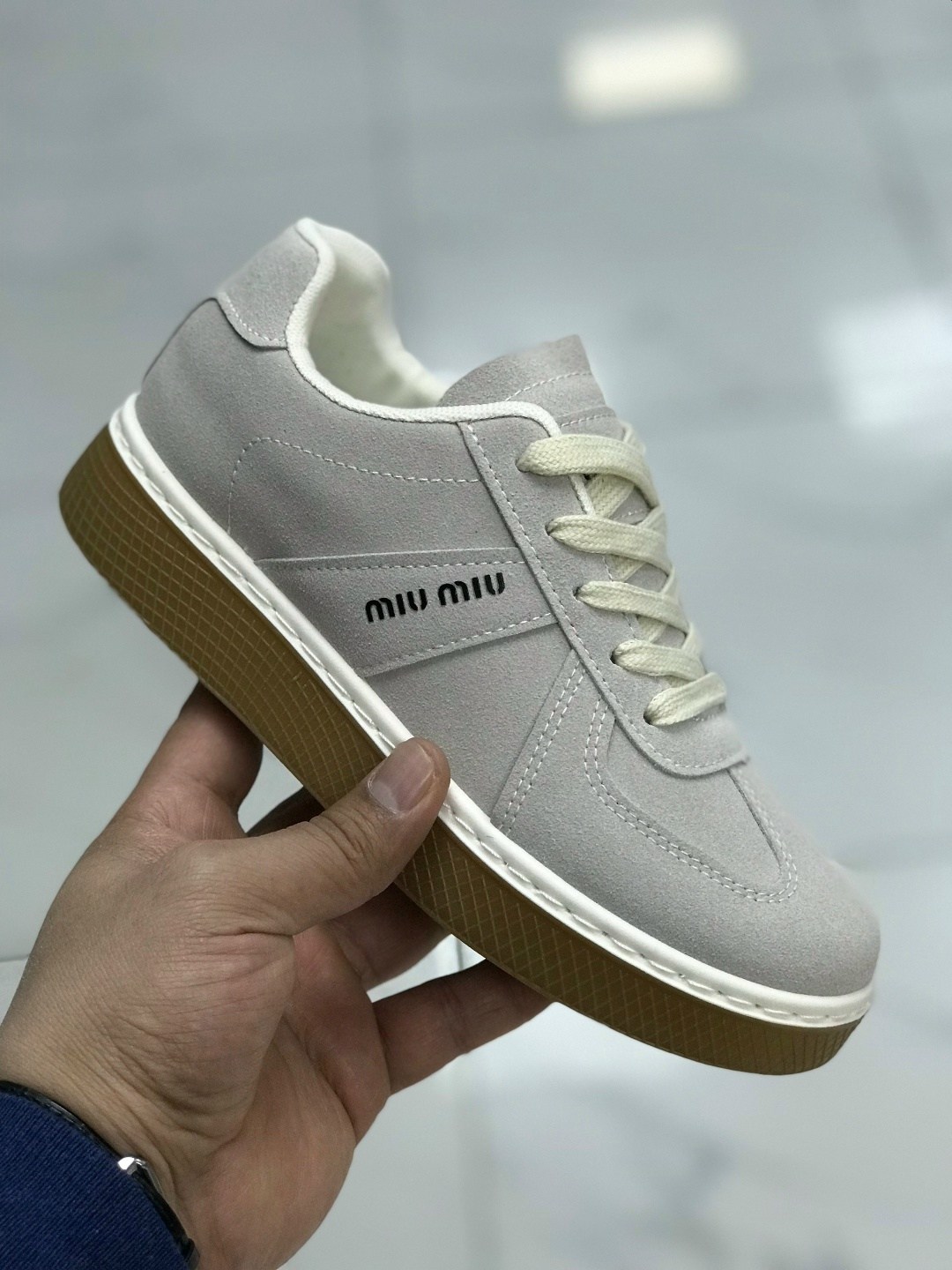 кеды замшевые miu miu 36-40,женские кроссовки miu miu,кроссовки натуральные замшевые miu miu,кеды замшевые miu miu,кеды miu miu