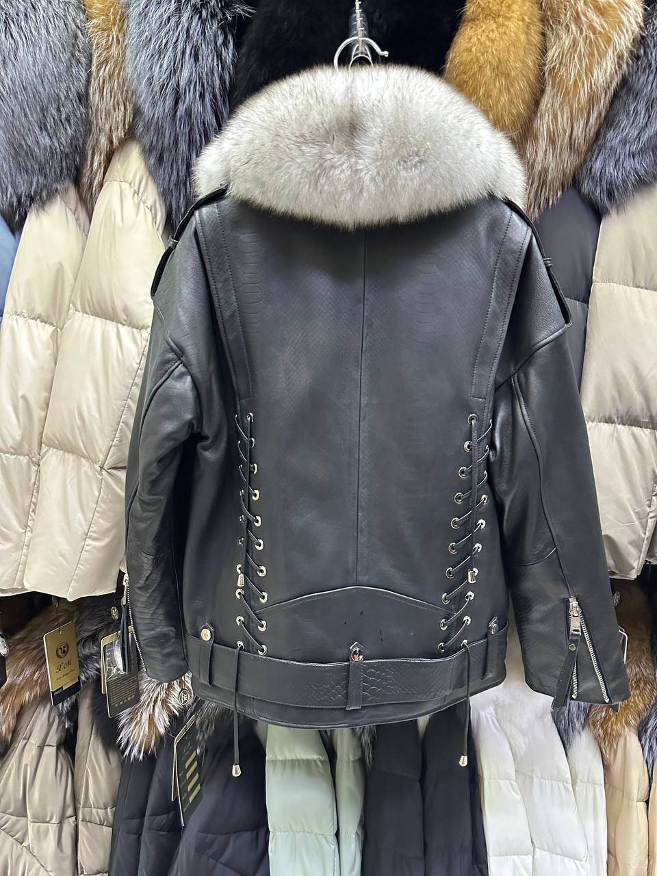 куртка натуральная кожа с песцом,куртка натуральная кожа мех песец,куртка кожаная с мехом,куртка натуральная кожа мех чернобурка,кожаная куртка с мехом песца