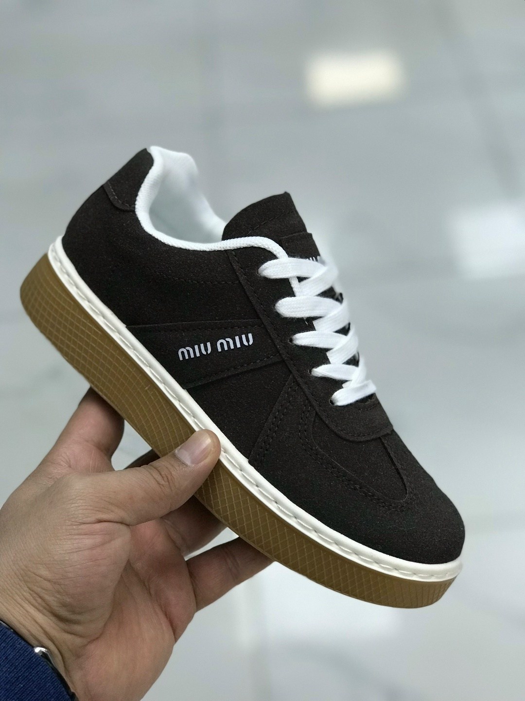 кеды замшевые miu miu 36-40,женские кроссовки miu miu,кроссовки натуральные замшевые miu miu,кеды замшевые miu miu,кеды miu miu