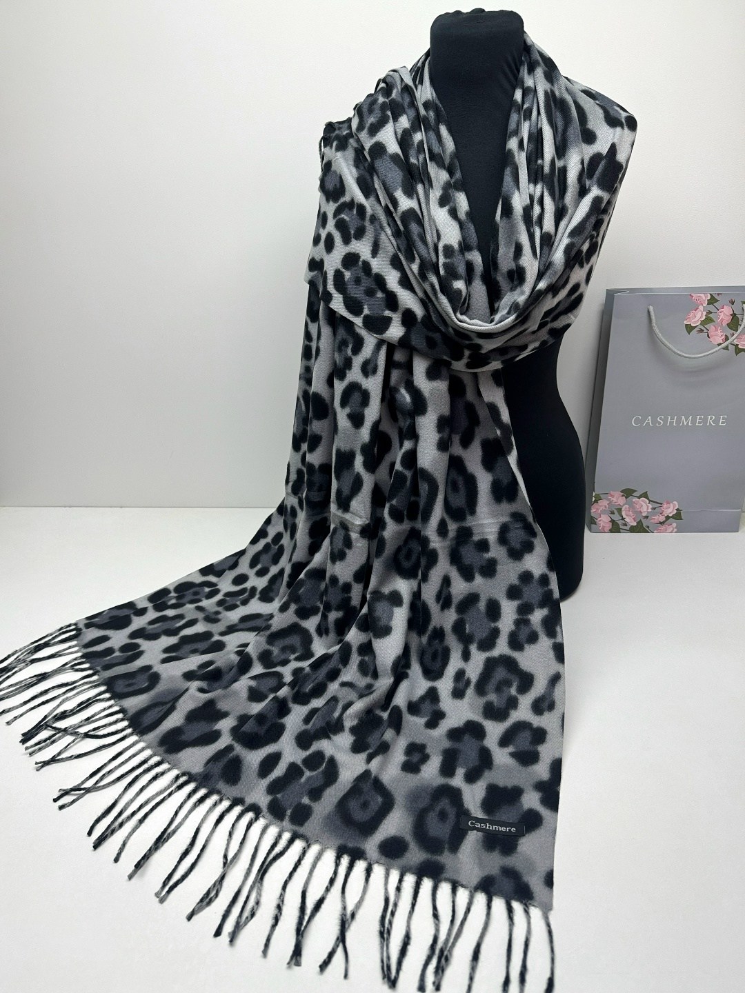 палантин леопардовый теплый кашемир,леопардовый палантин,шарф леопардовый,палантин женские,палантин двусторонний