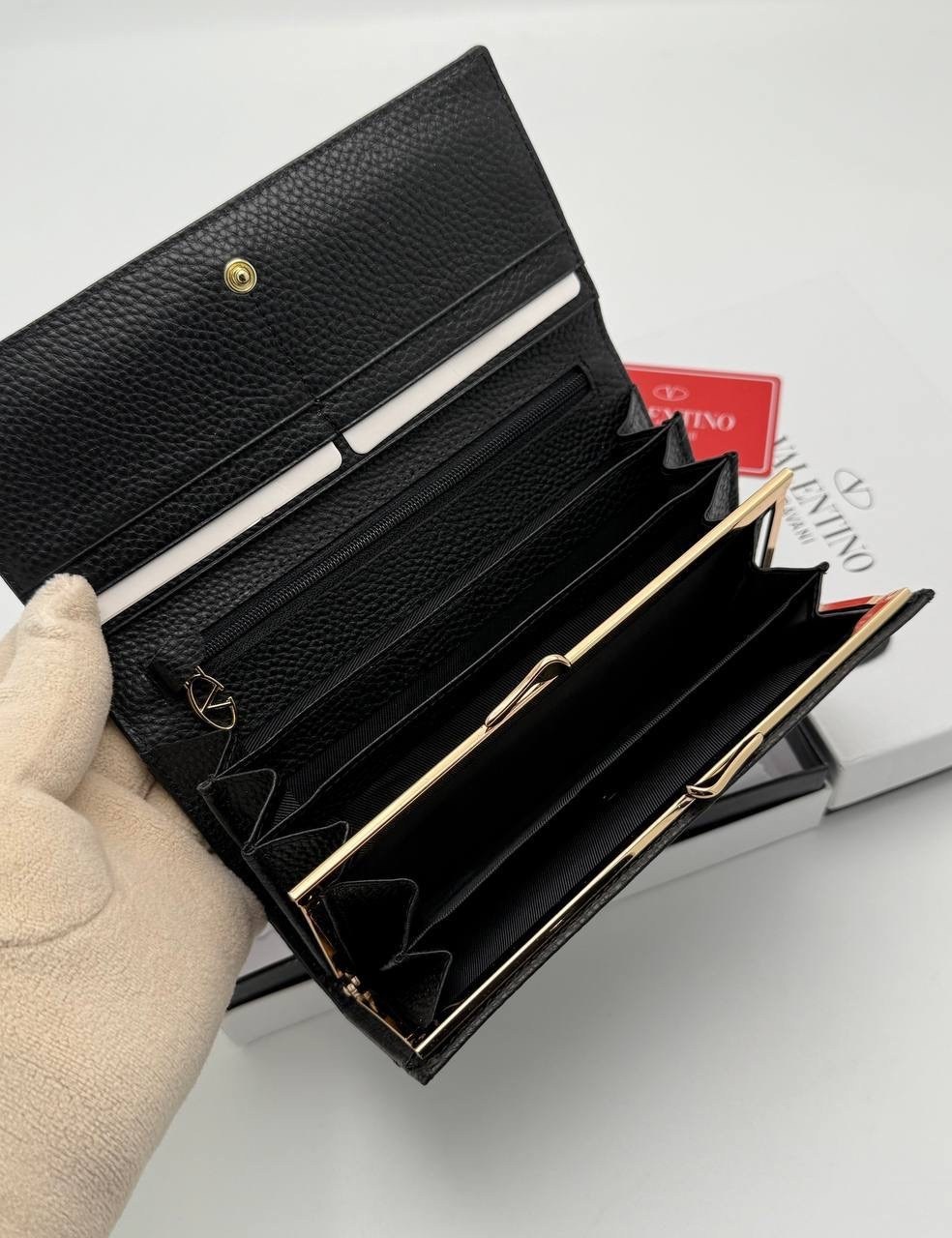 valentino кошелек,брендовый кошелек valentino,брендовый кошелек valentino garavani,брендовый женский кошелек valentino,кошелек валентино женские