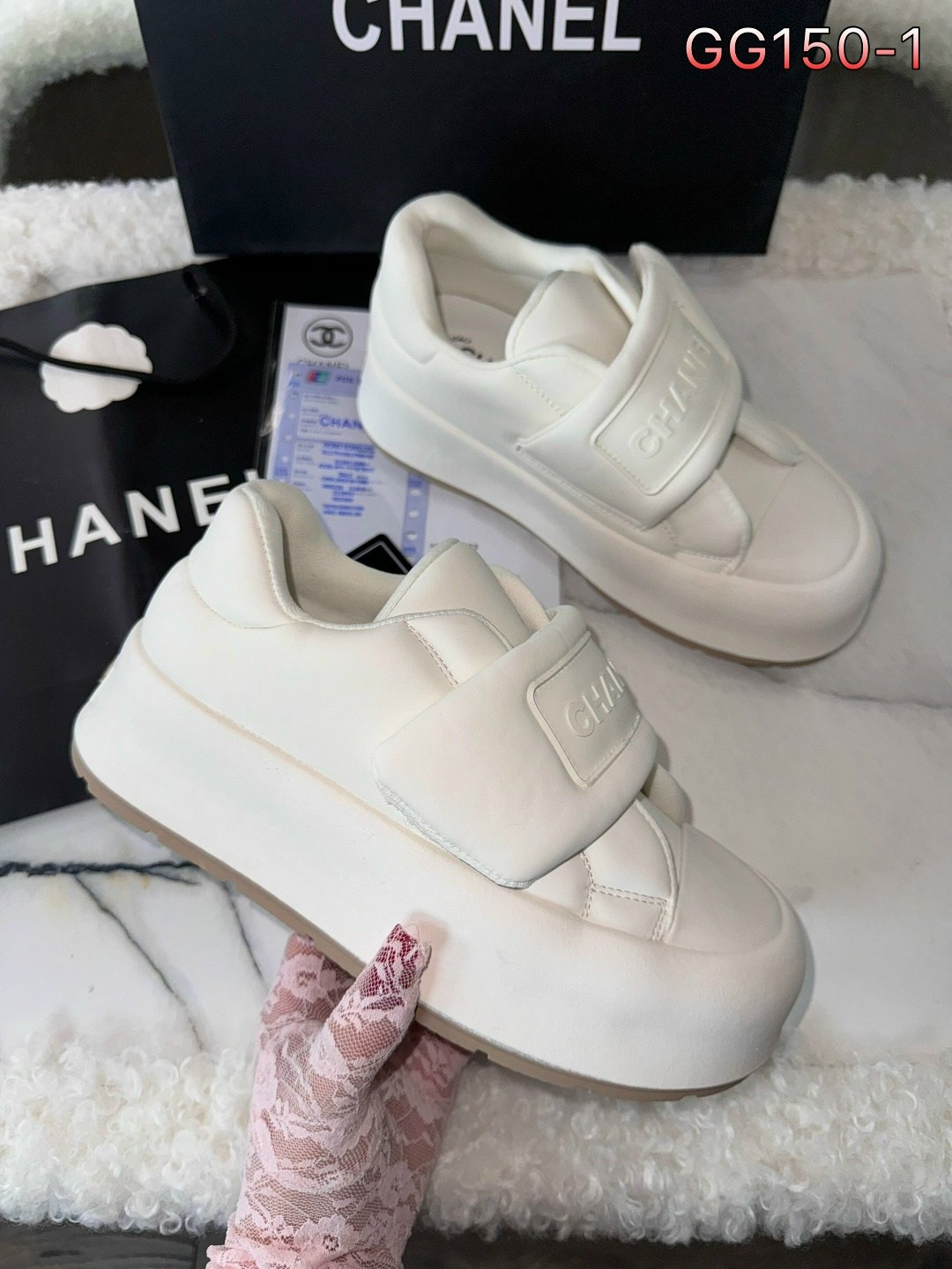 ботинки шанель женские,кроссовки женские chanel,chanel кроссовки,,сабо женские шанель