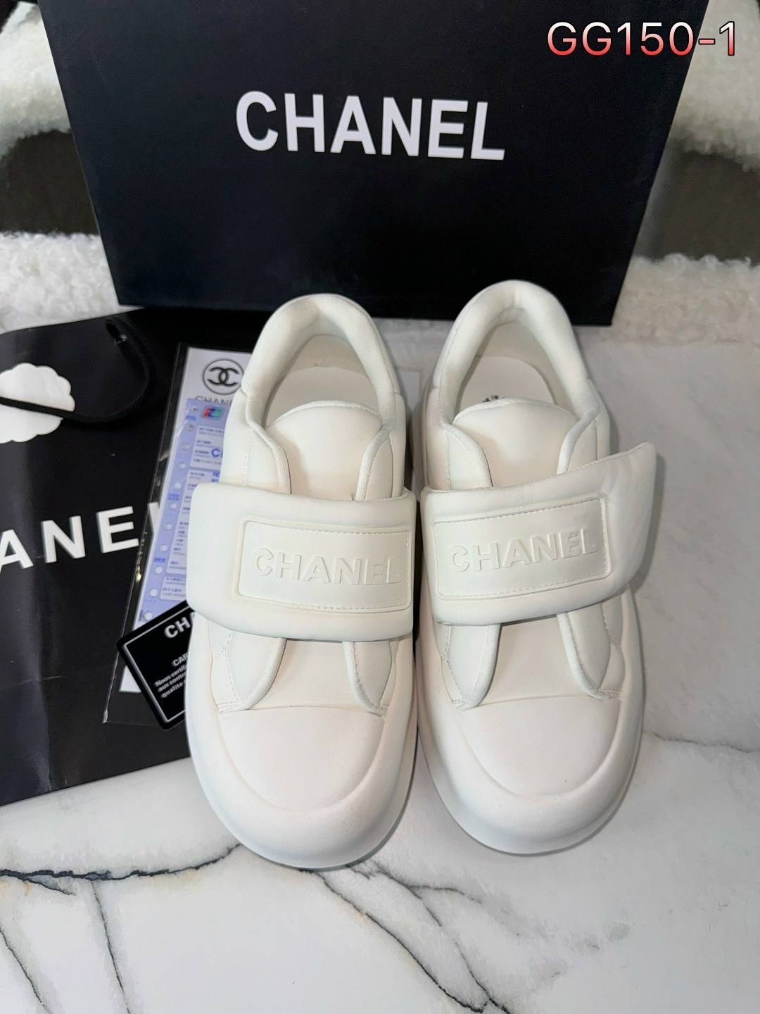 ботинки шанель женские,кроссовки женские chanel,chanel кроссовки,,сабо женские шанель