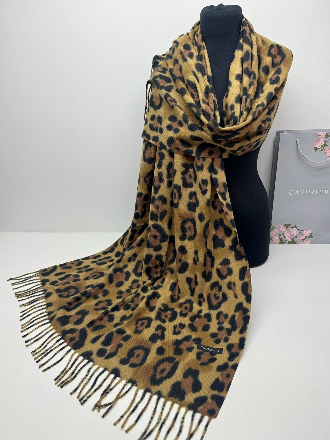 палантин леопардовый теплый кашемир,леопардовый палантин,шарф леопардовый,палантин женские,палантин двусторонний