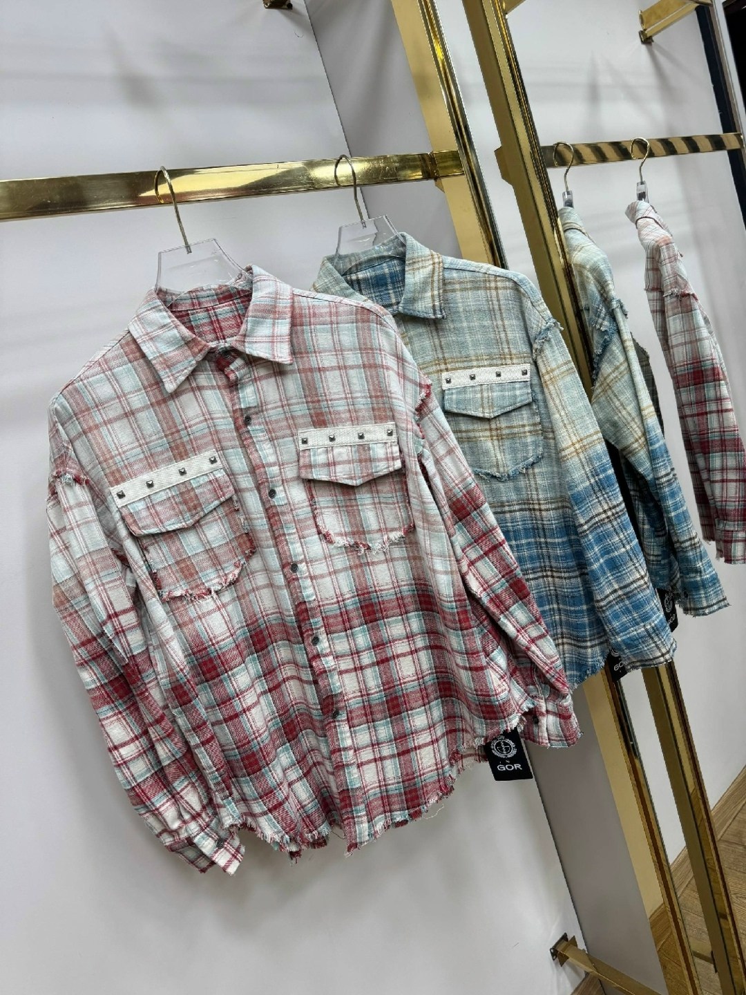 рубашка в клетку оверсайз со стразами perferita,рубашка женская в клетку теплая оверсайз с,рубашка в клетку женская оверсайз,рубашка женская в клетку,рубашка off loffee теплая в клетку оверсайз удлине