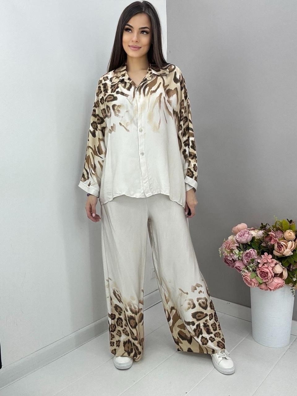 атласный костюм,модная одежда,женские костюмы,женские наряды