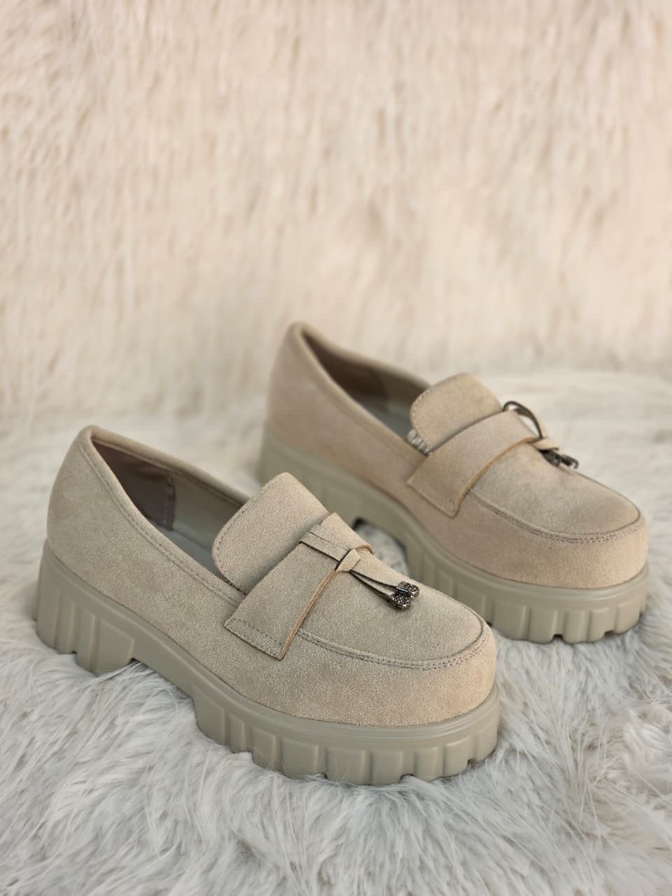 ,лоферы женские,лоферы женские бежевые,бежевые лоферы,модные лоферы