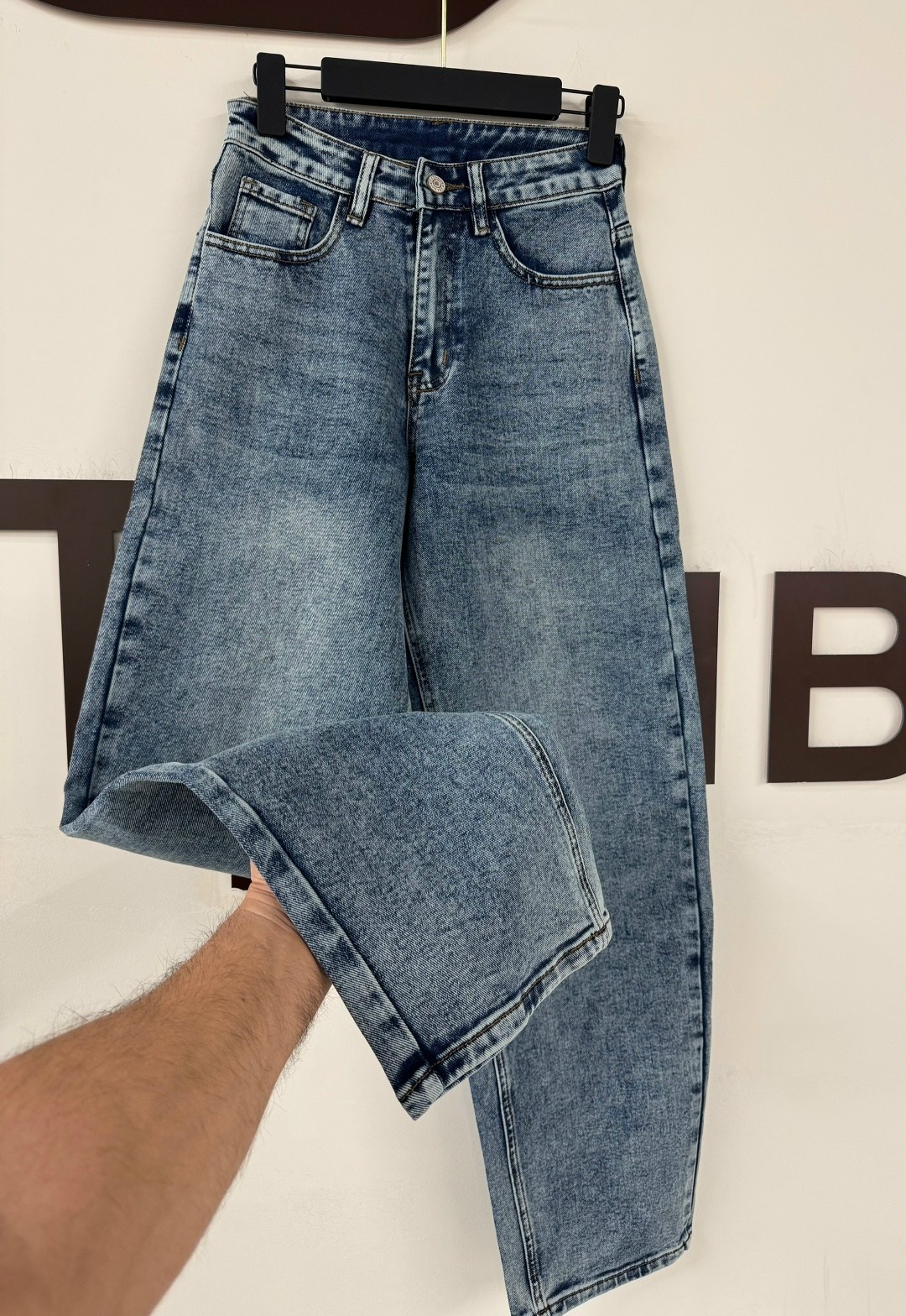 женские джинсы,стильные джинсы,джинсы,широкие джинсы,джинсы прямые