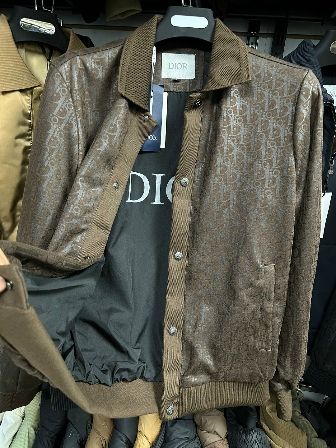 мужская кожаная куртка louis vuitton черный,куртка кожаная gucci,мужская кожаная куртка,луи виттон куртка мужская,куртка бомбер