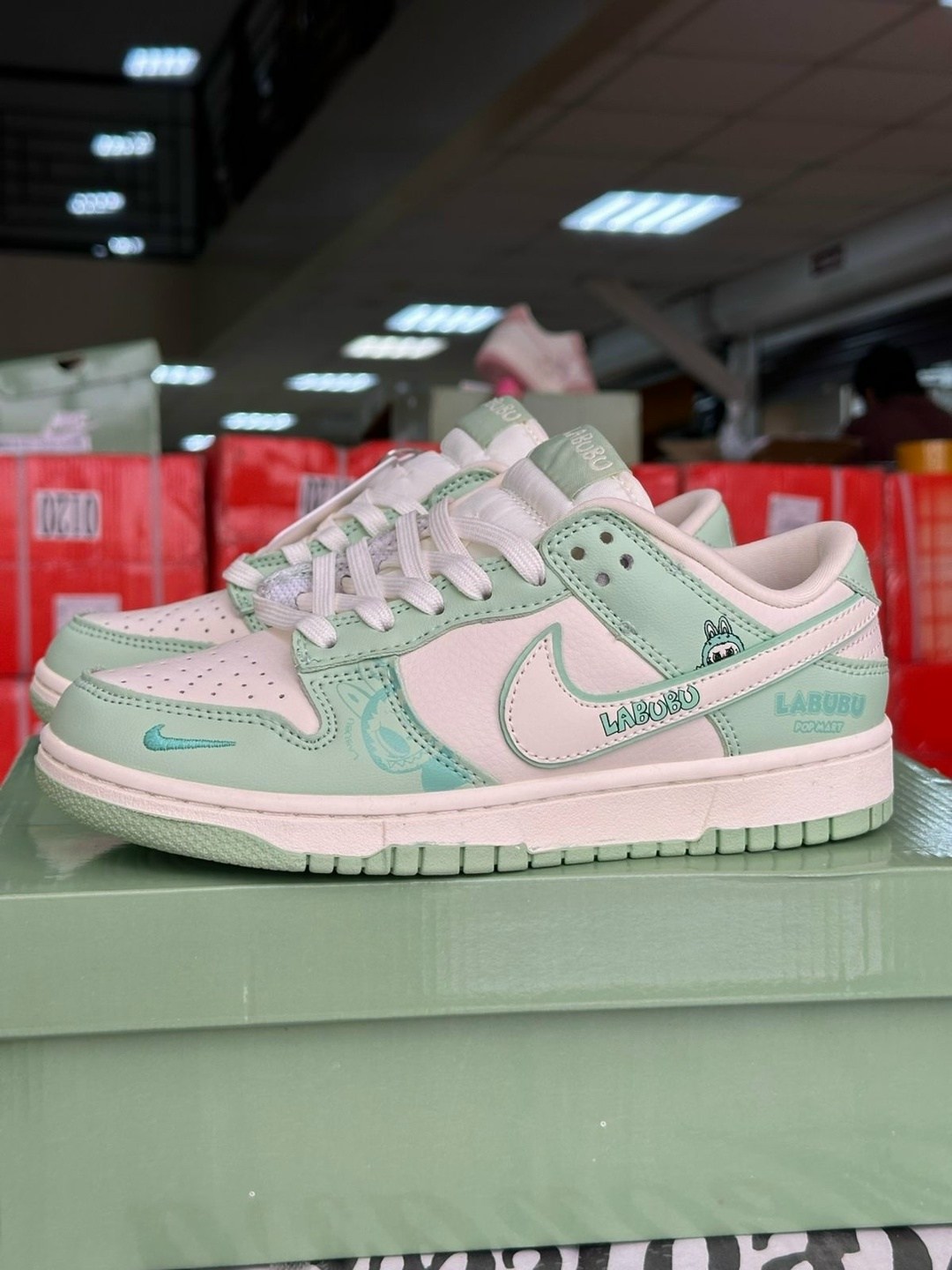 кроссовки nike air jordan 1 low x travis scott x labubu,кроссовки,nike air jordan 1 low travis scott,кроссовки женскиe,кроссовки air