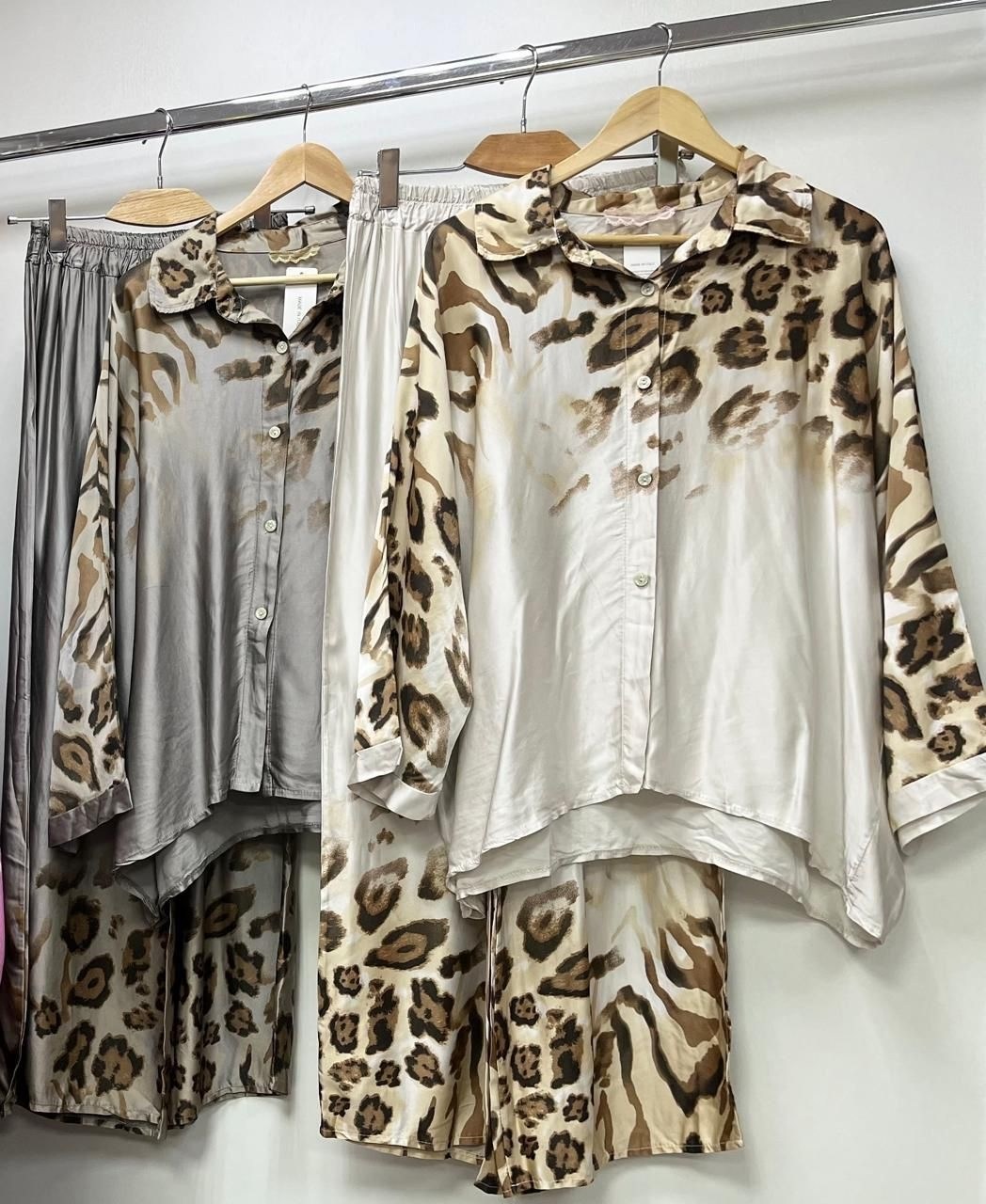 атласный костюм,модная одежда,женские костюмы,женские наряды