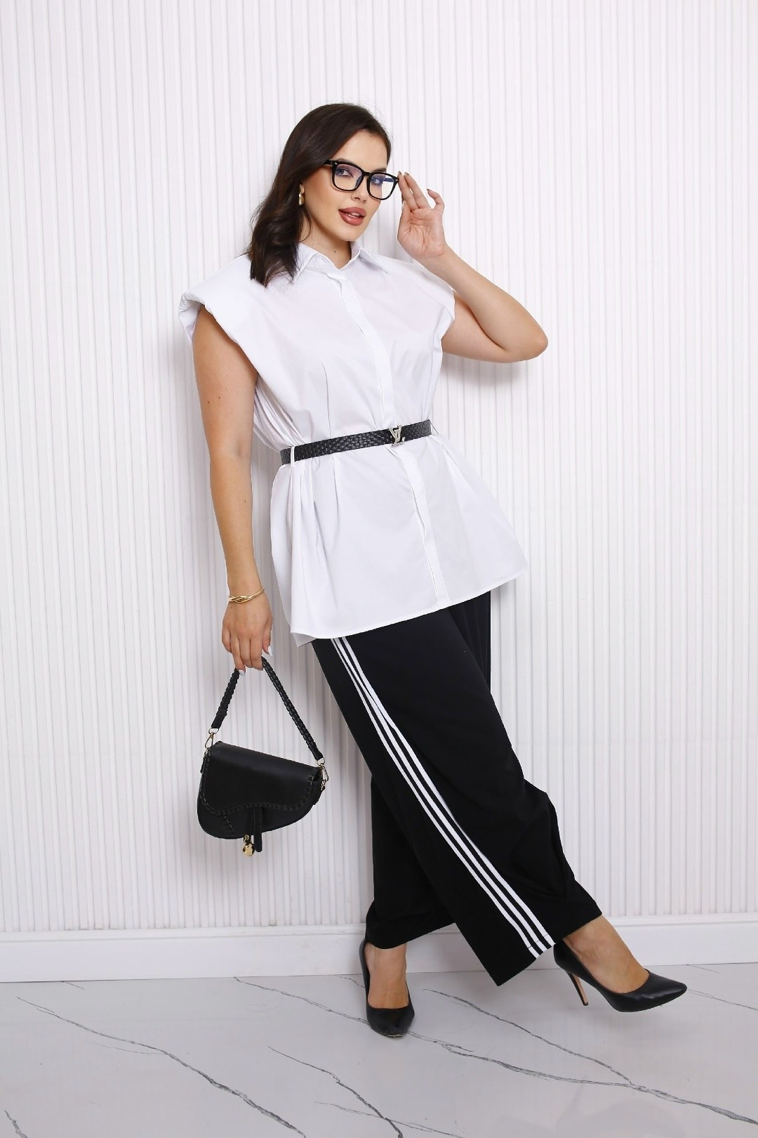 блуза удлиненная,белый брючный костюм,брючный комплект,женский брючный костюм,брюки свободного кроя