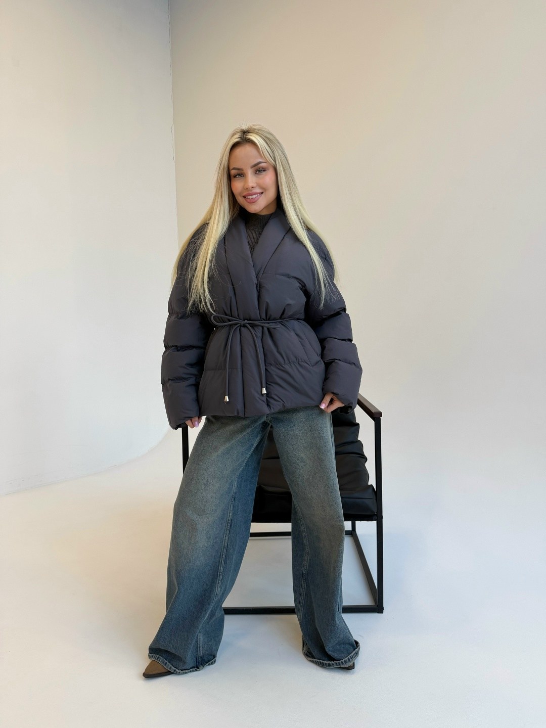 демисезонная куртка,куртка,куртка с поясом,куртка с карманами,куртка демисезон