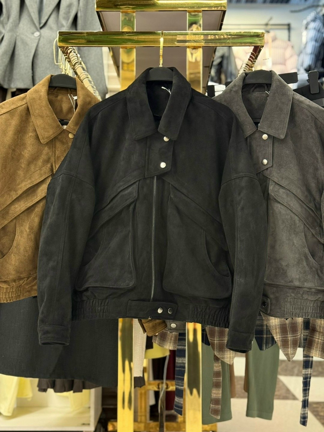 куртка из натуральной замши,трендовая модель куртки из натур. замши,куртка замшевая,повседневная куртка,куртка замшевая мужская