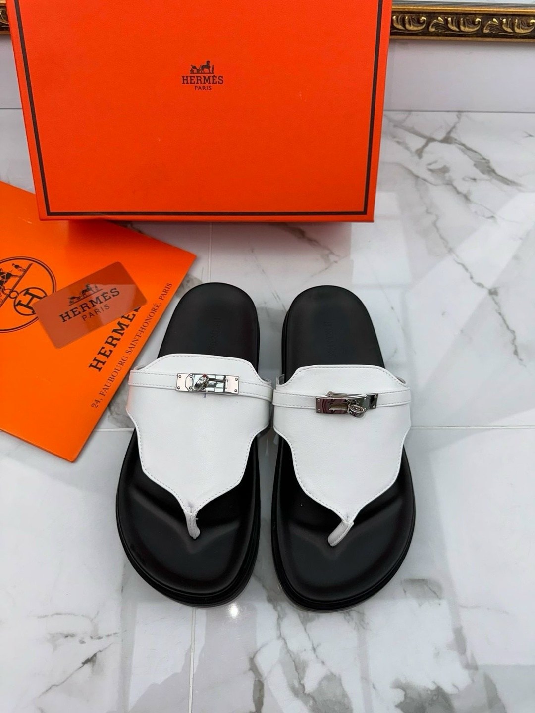 сандалии hermes,шлепанцы hermes,шипры черные сандали hermes,hermes шлепки,шлепки hermes мужские