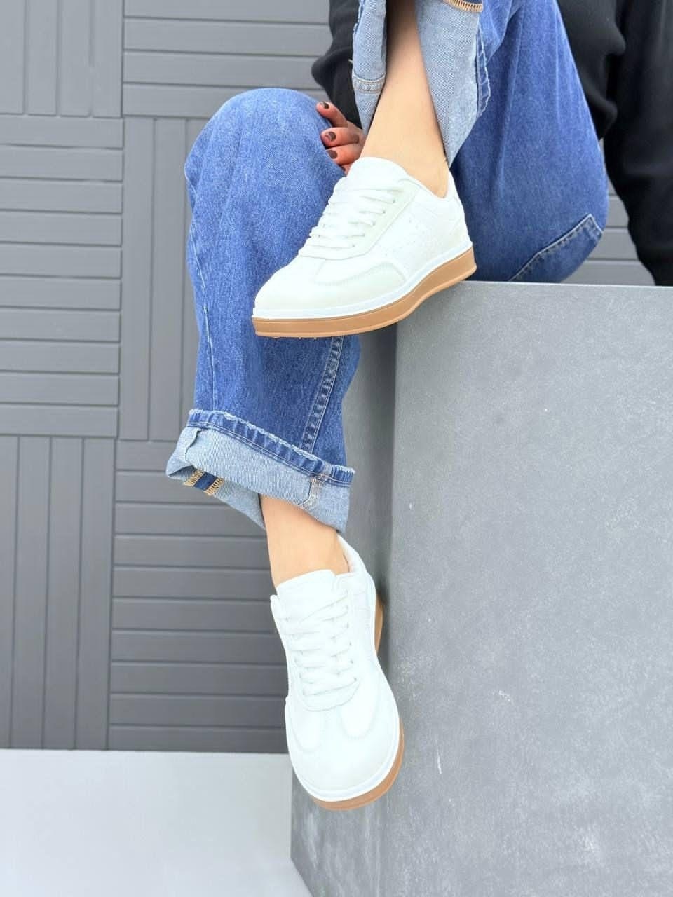 ,кроссовки женскиe,белые кроссовки,женские белые кроссовки, спортивная