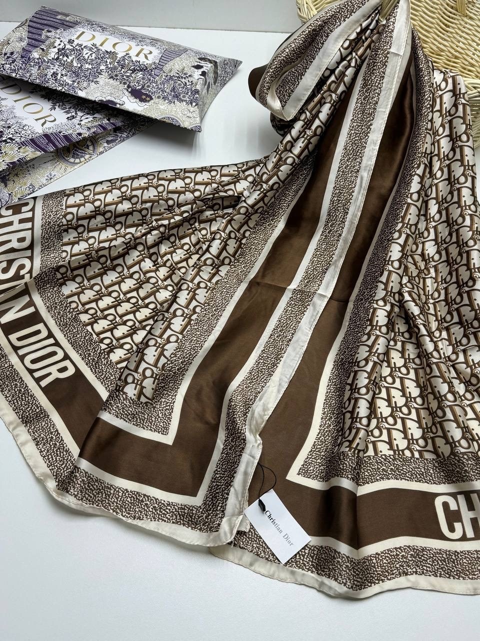 палантины dior,брендовый платок,платок диор,женские платки,шарфы и платки