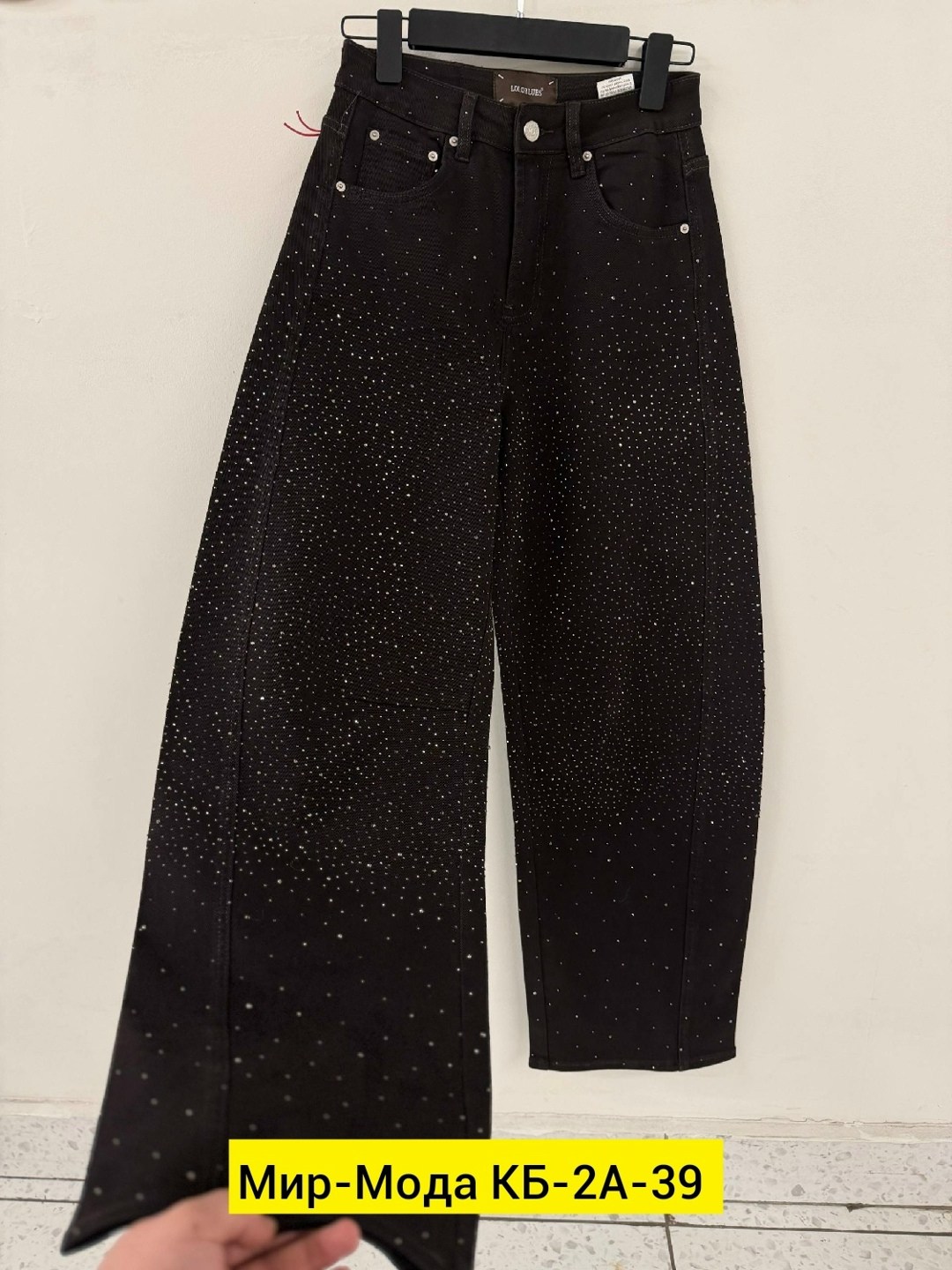 джинсы со стразами,джинсы труб со стразами,женские джинсы со стразами,джинсы со стразами в золла,джинсы женские