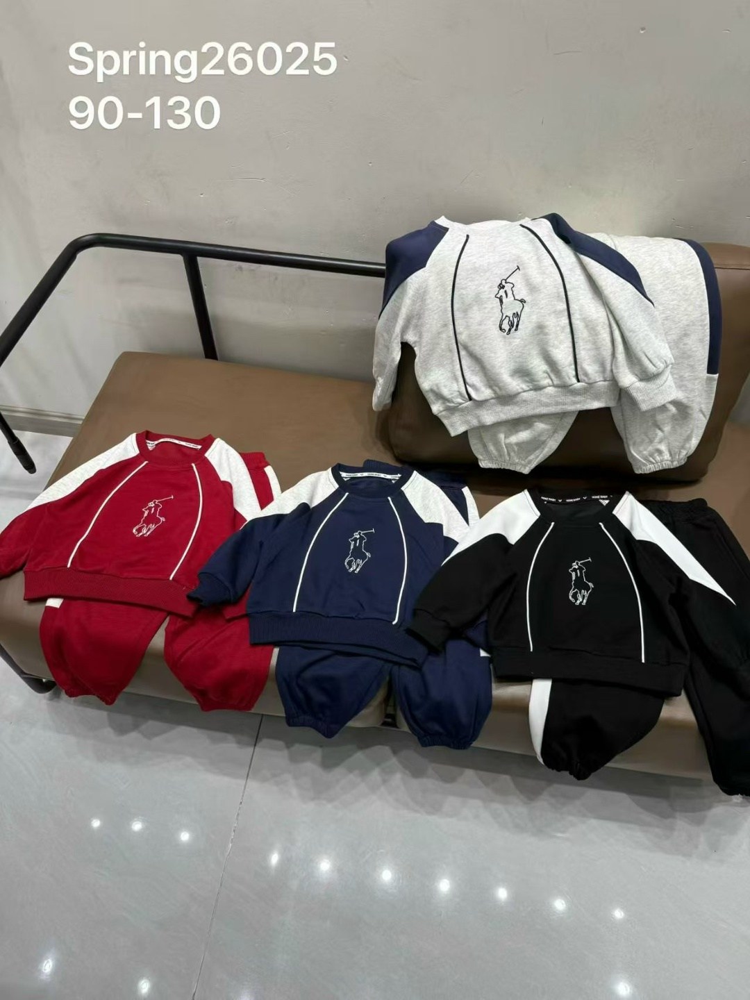 вязаный костюм для девочки,вязаный костюм для девочки "стрекоза",комплект одежды для девочек,одежда для девочек,костюм для девочек