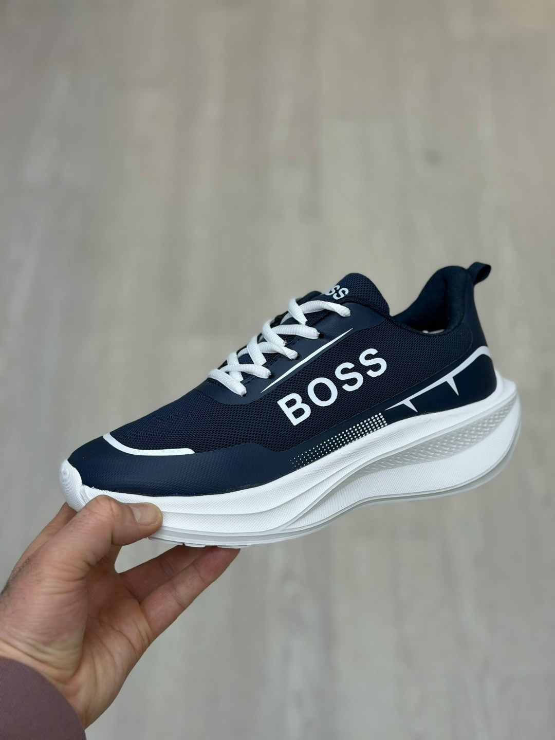 ,кроссовки женские,мужские кроссовки,черные кроссовки,кроссовка