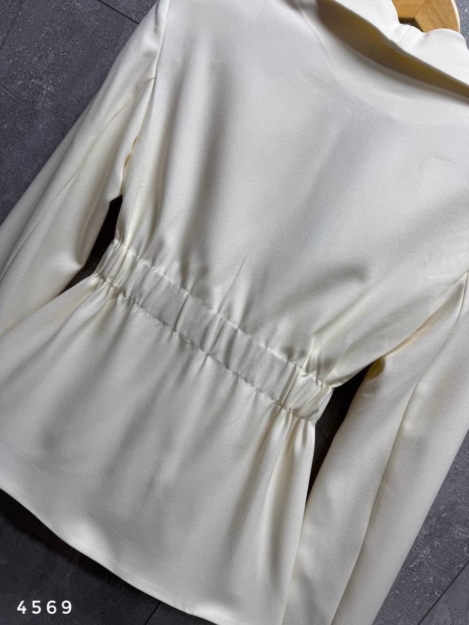 жакет и пиджак,жакет с поясом,жакет,жакет приталенный