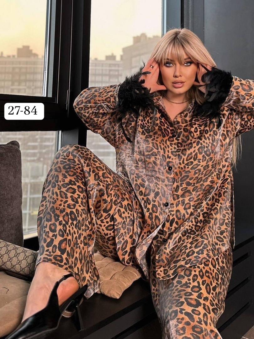 спортивный костюм теплый брючный леопардовый majiko,брючный костюм,женский костюм,женский леопардовый костюм,брючный костюм с перьями