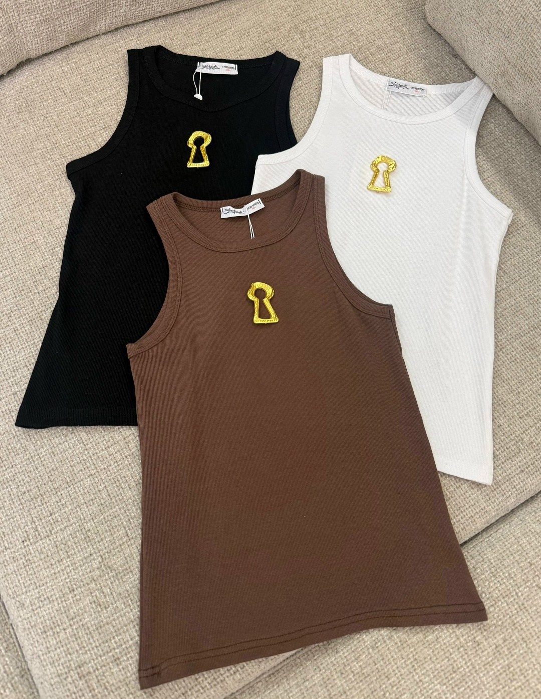 стильная майка,майка женская,брендовые вещи,майка,топы и майки