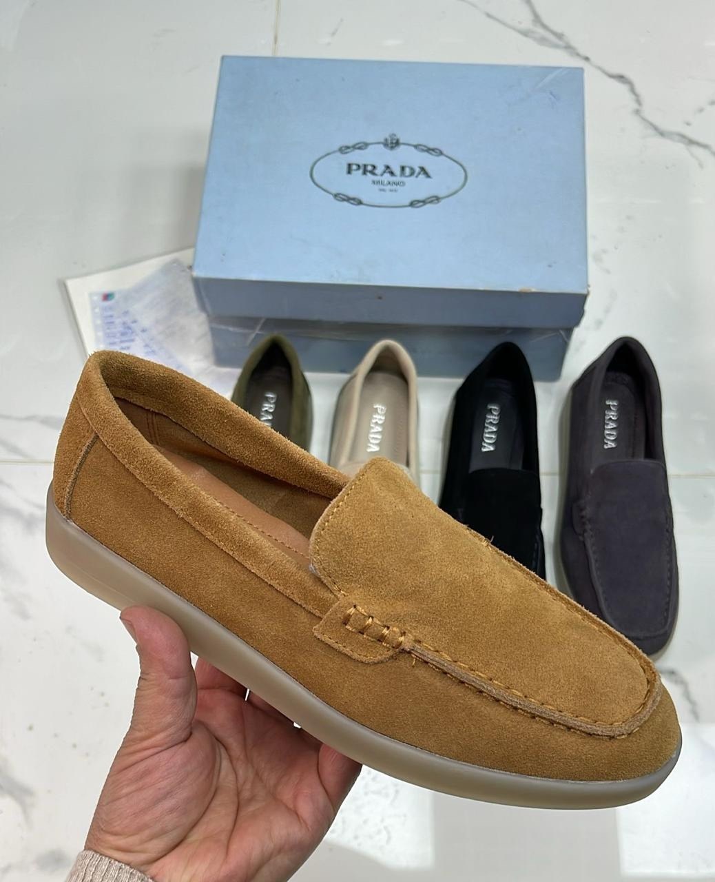 лоферы prada,,замшевые лоферы,лоферы loro piana,лоферы замшевые женские