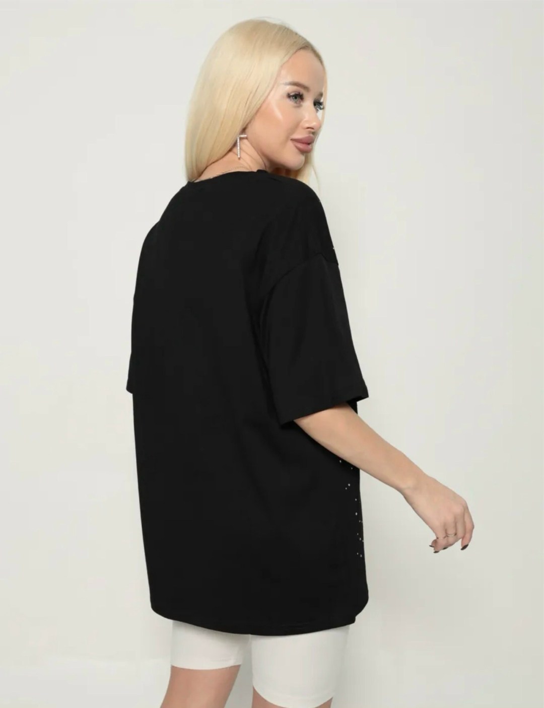 футболка женская базовая оверсайз,оверсайз футболка со стразами,футболки женская,футболки женская оверсайз с принтом,футболка женская оверсайз со стразами