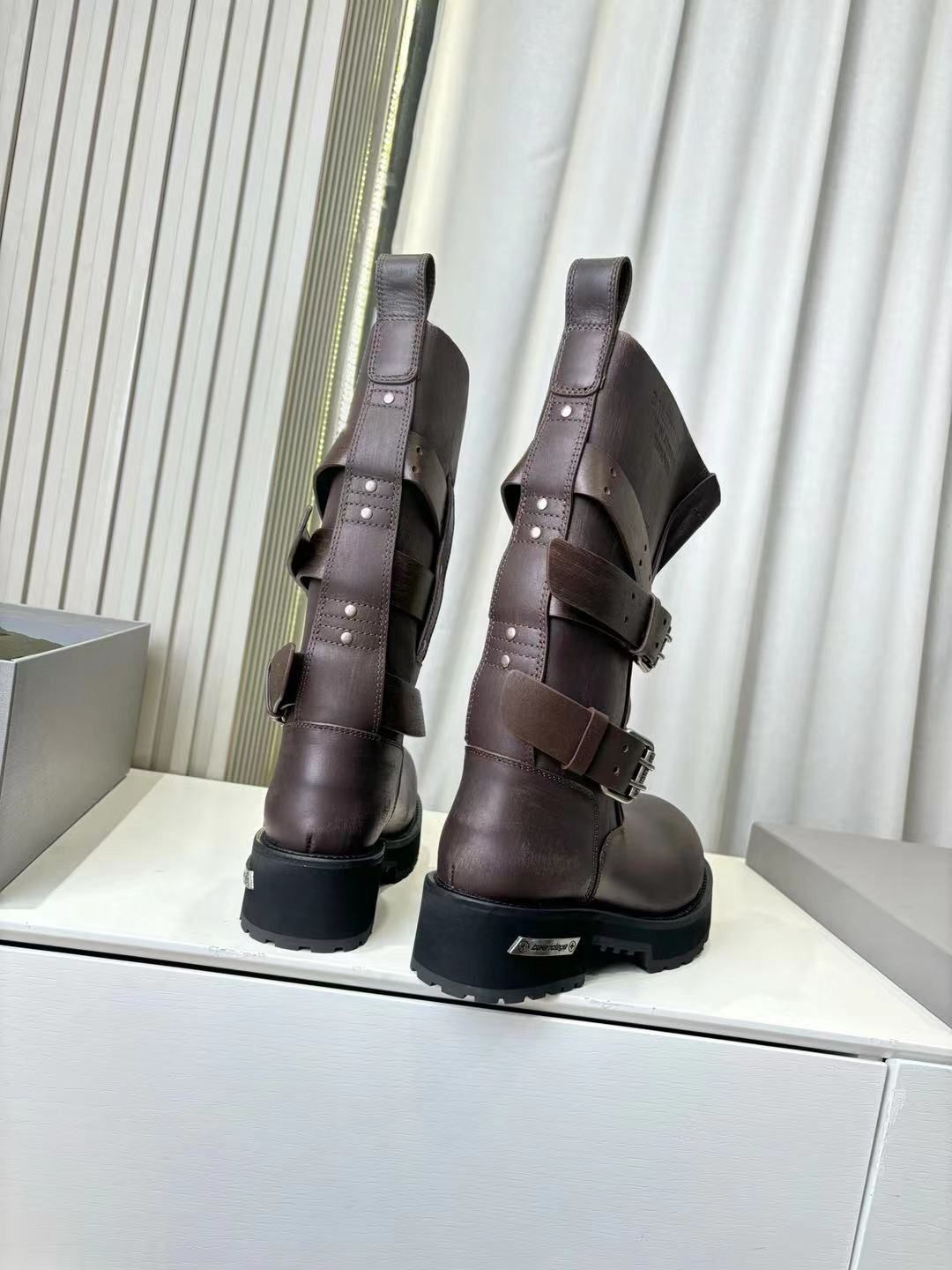 ,сапоги модные,женские ботинки,женские сапоги,ботинки модные