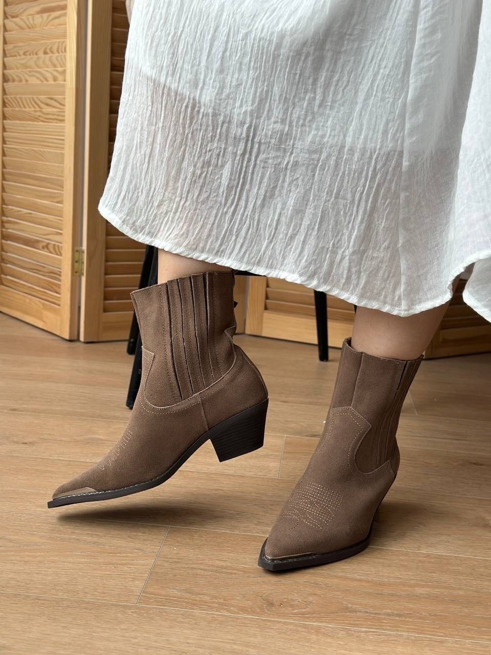 ботинки казаки замшевые демисезонные на каблуке коричневые,,полусапоги,ботинки казаки замшевые демисезонные,замшевые ботинки
