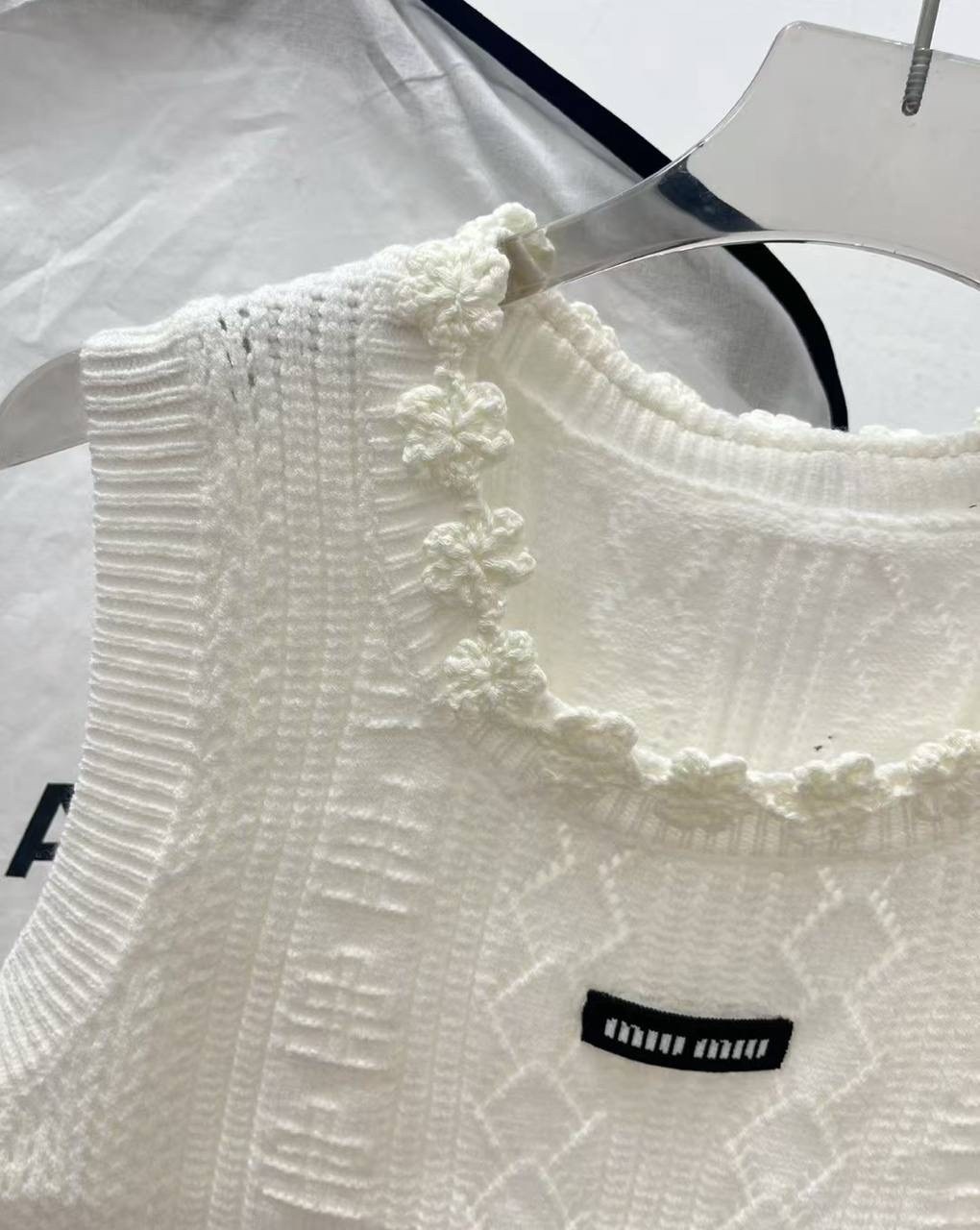 вязаные жилеты,безрукавка жилет,жилет для женщин,свитер жилет,жилет