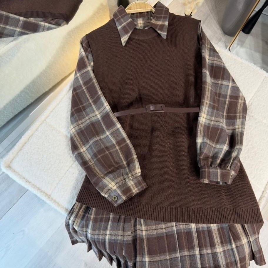 жилет с поясом,вязаная жилетка,женская жилетка,жилетка с рубашкой,жилет повседневный