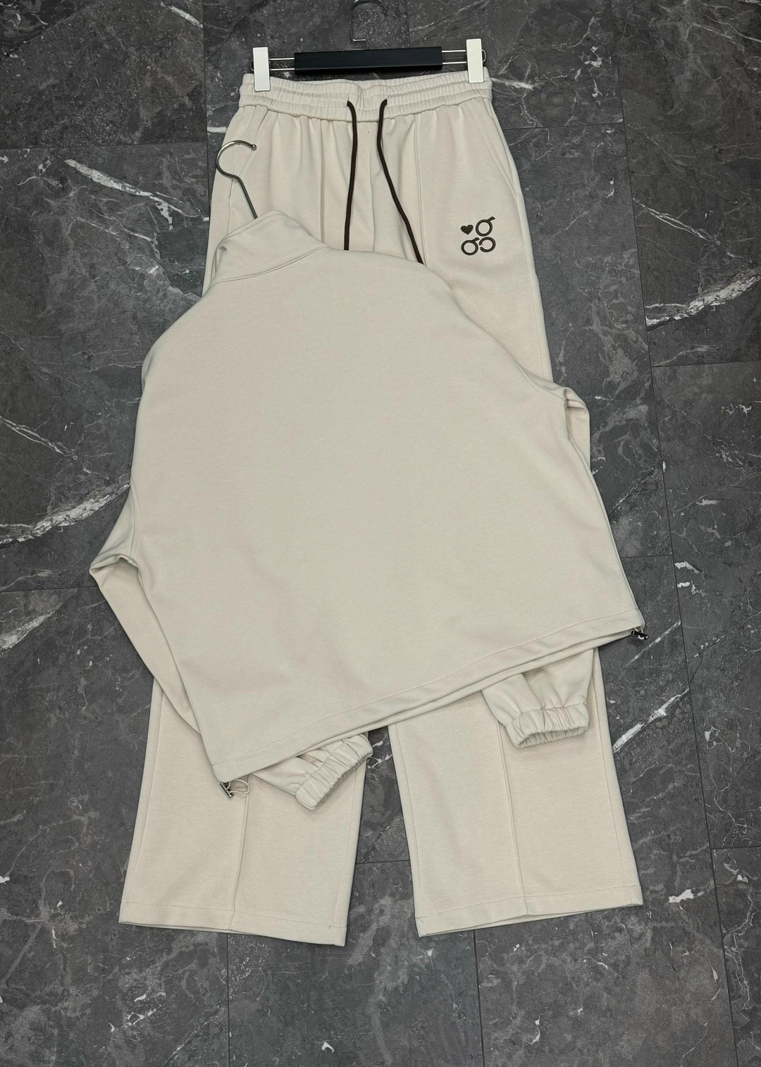 костюм спортивный,спортивный костюм женский,спортивные костюмы 2026,костюм спортивные женские костюмы,женские костюмы